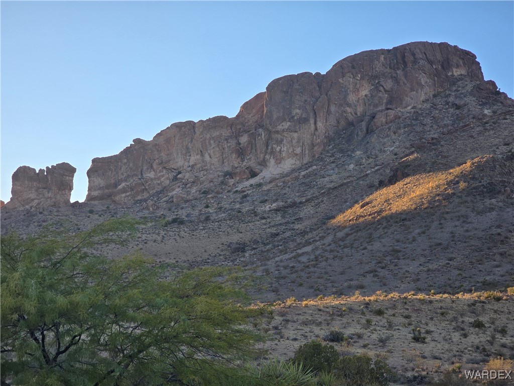 1630 Ganado Road Golden Valley, AZ 86413 - Photo 76 of 97 View