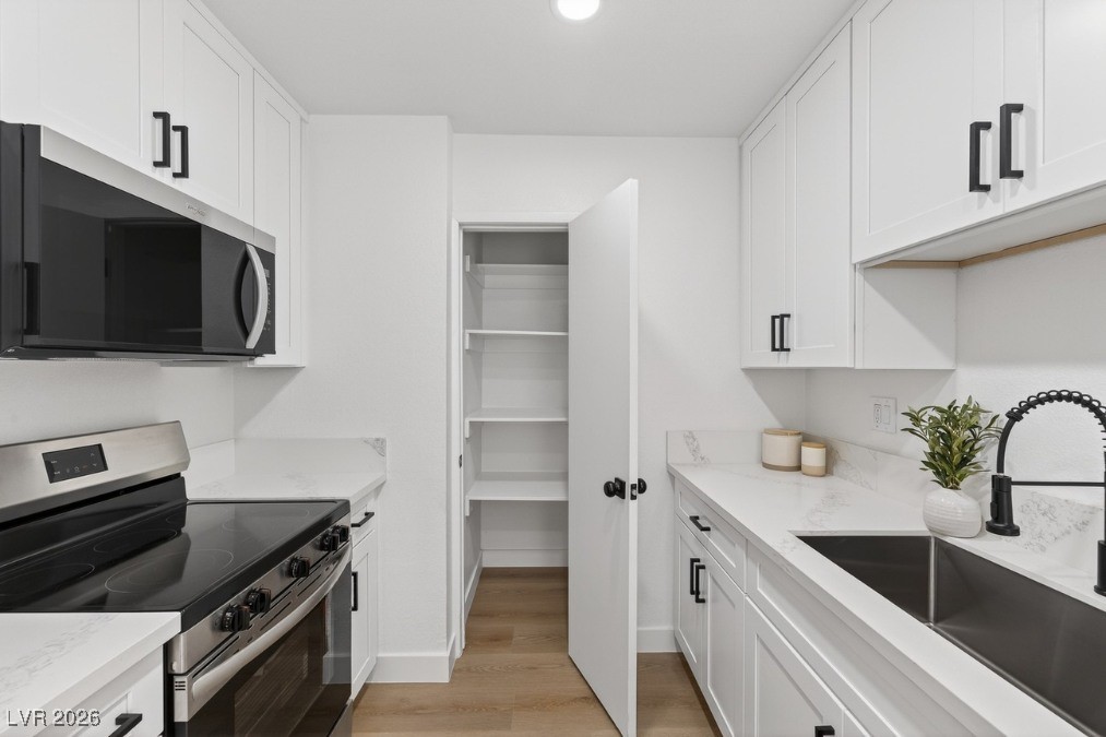 1011 Center Street Henderson, NV 89015 - Photo 4 of 22