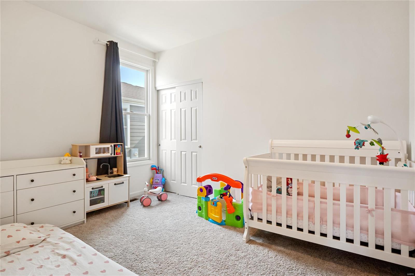 136 Front Lake Lane St. Charles, MO 63301 - Photo 14 of 28