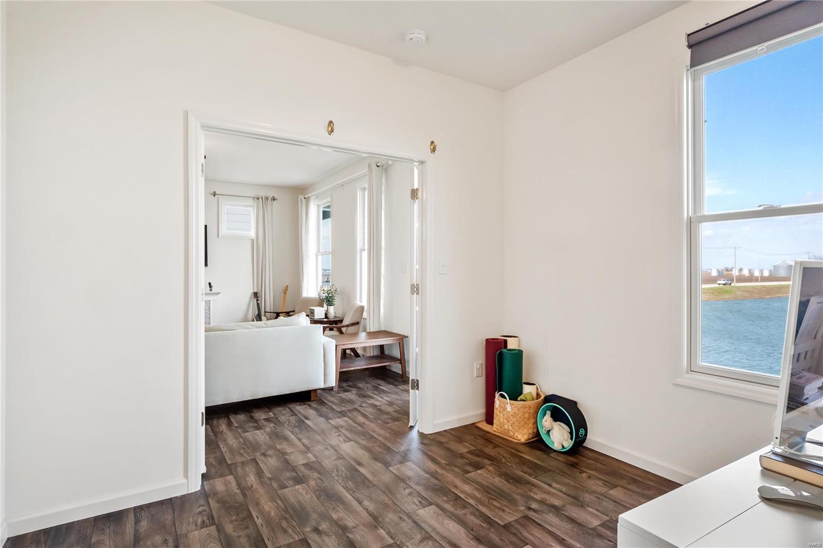 136 Front Lake Lane St. Charles, MO 63301 - Photo 15 of 28