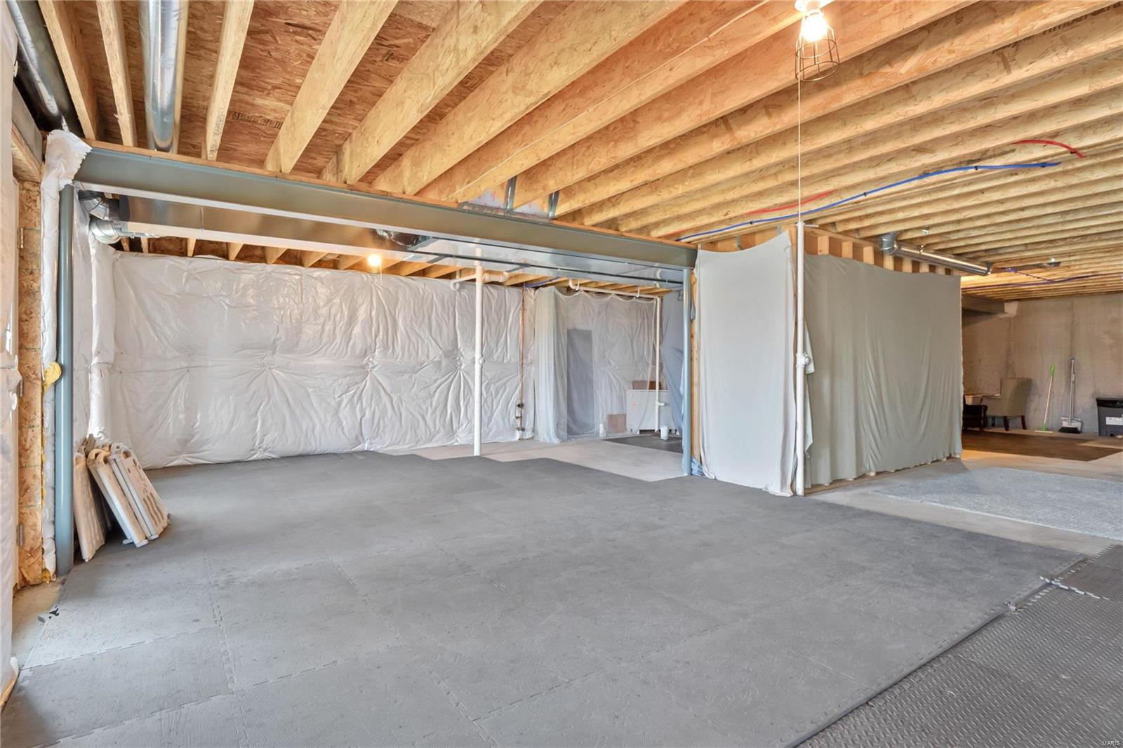 136 Front Lake Lane St. Charles, MO 63301 - Photo 20 of 28