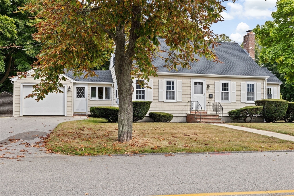 46 Hazel Avenue Scituate, MA 02066 - Photo 3 of 42