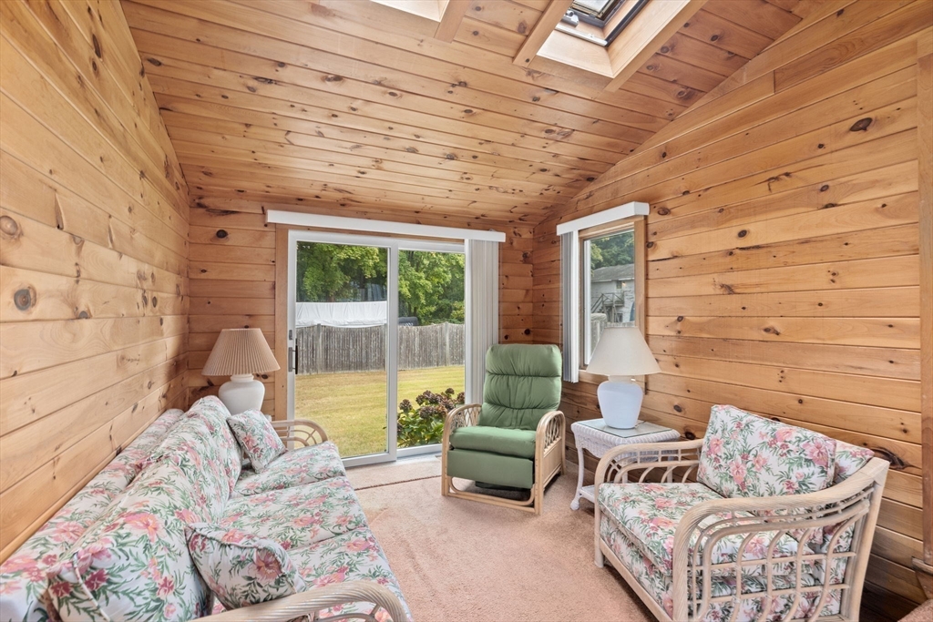 46 Hazel Avenue Scituate, MA 02066 - Photo 5 of 42
