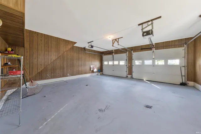 $299,500 | 203 South Willard Street, Fort Branch, IN 47648