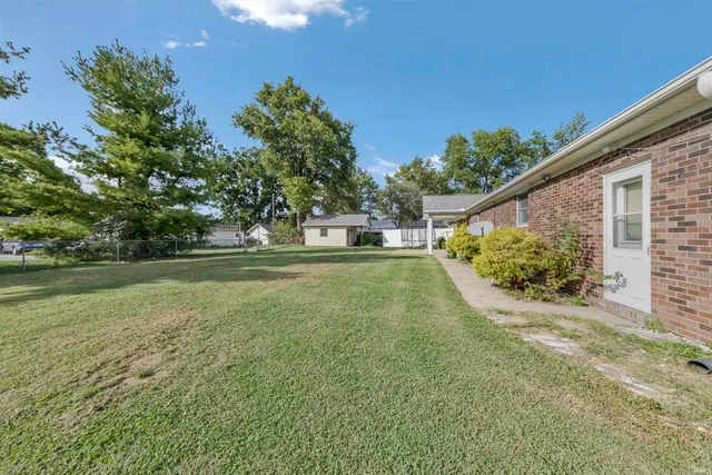 $299,500 | 203 South Willard Street, Fort Branch, IN 47648