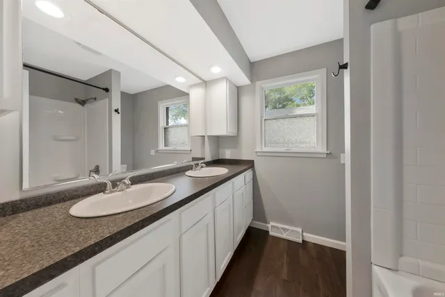 $299,500 | 203 South Willard Street, Fort Branch, IN 47648