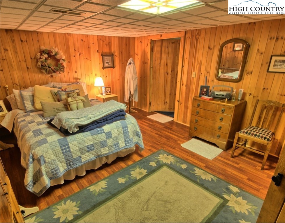 411 Holly Ridge Road West Jefferson, NC 28694 - Photo 13 of 19 Gallery Image 13