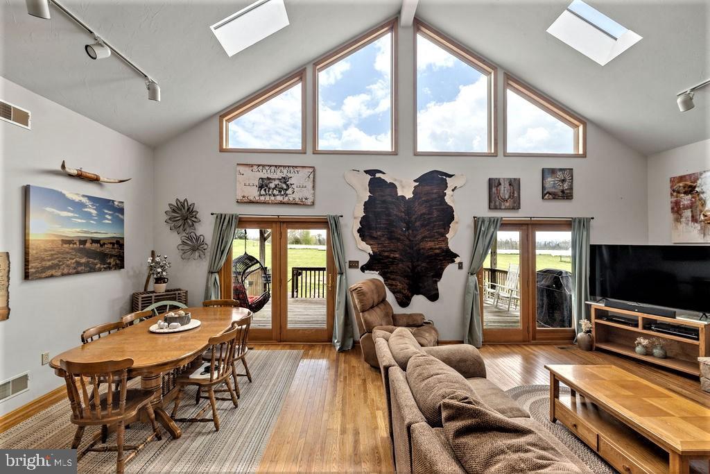 3250 Schoolhouse Road Dover, PA 17315 - Photo 13 of 44 Gallery Image 13