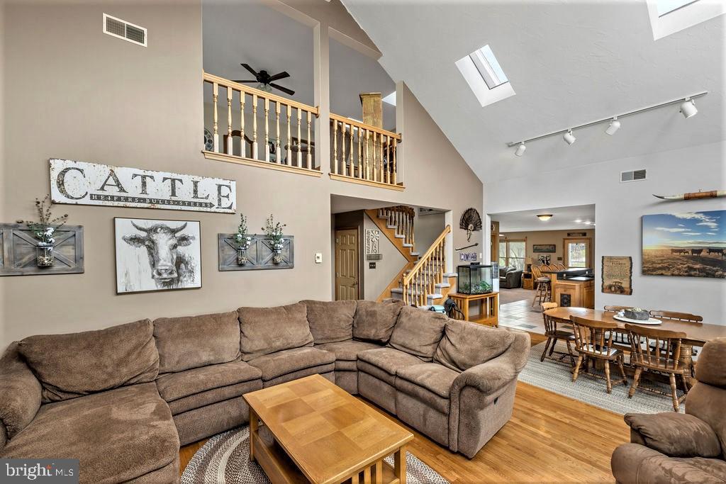 3250 Schoolhouse Road Dover, PA 17315 - Photo 17 of 44 Gallery Image 17