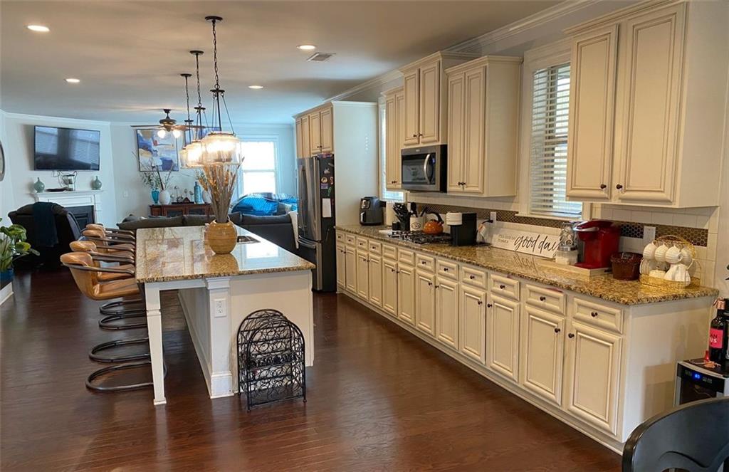 4806 Ralin Court Southwest Atlanta, GA 30331 - Photo 12 of 104