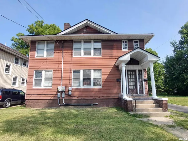 $115,000 | 911 West Russell Street, Peoria, IL 61606