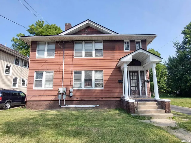 $120,000 | 911 West Russell Street, Peoria, IL 61606