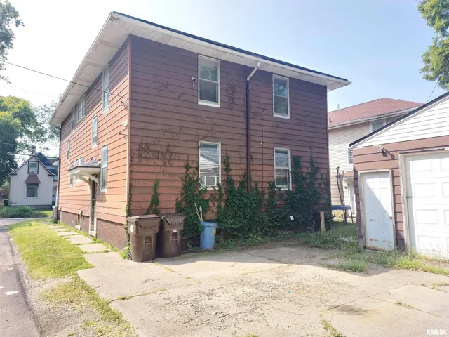 $120,000 | 911 West Russell Street, Peoria, IL 61606