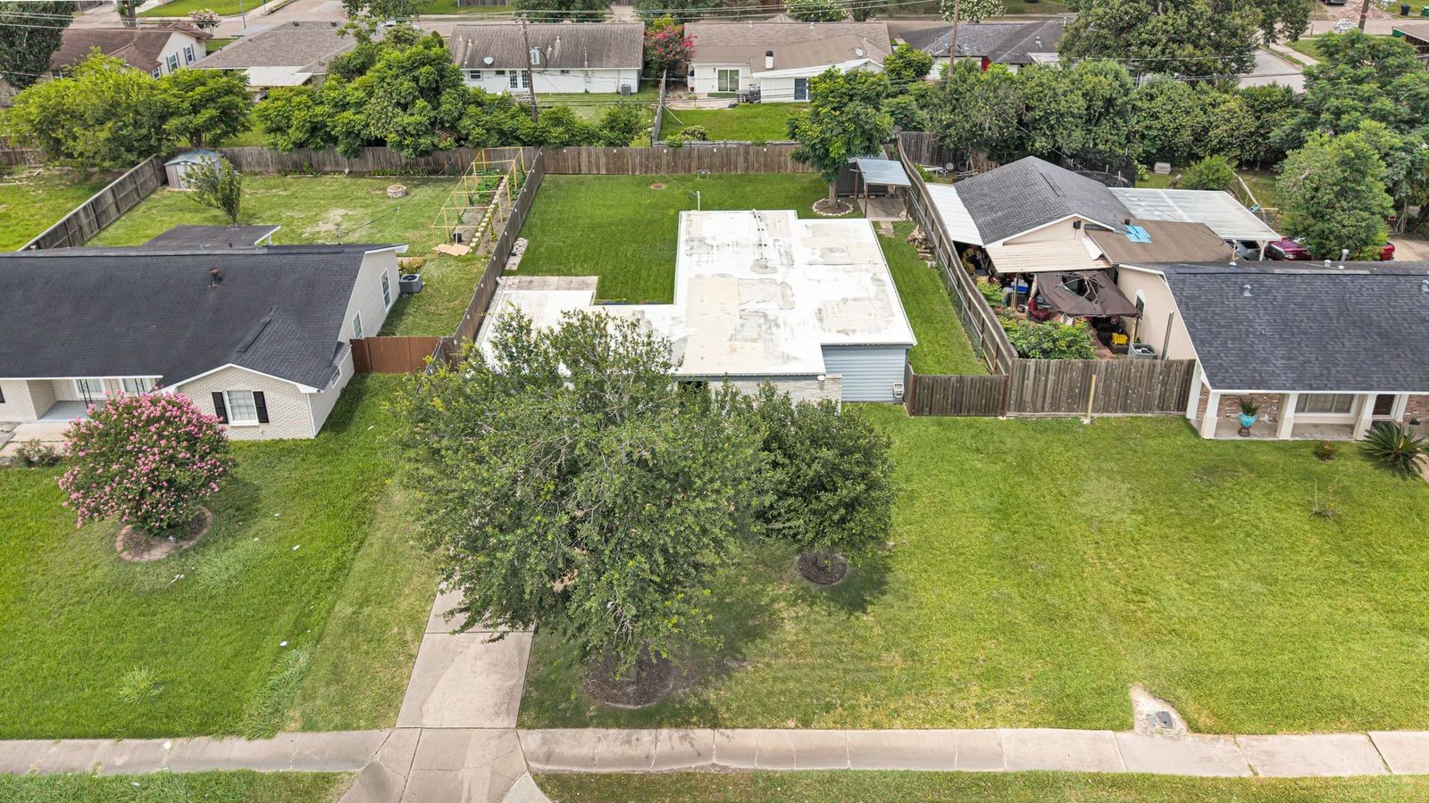 7839 Fondren Road Houston, TX 77074 - Photo 22 of 33