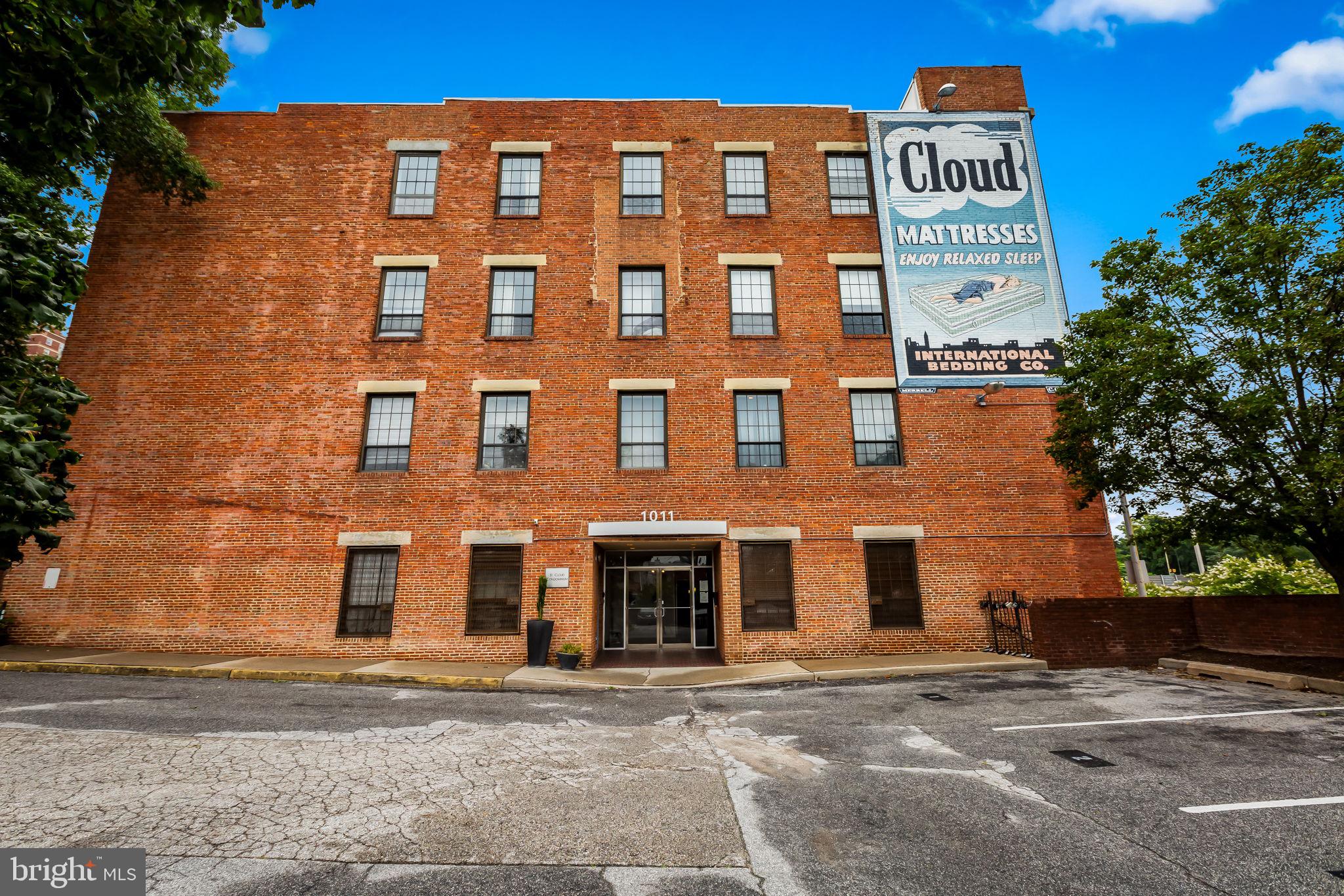 1011 Hunter Street, Unit A4 Baltimore, MD 21202 - Photo 3 of 34 a front view of a building
