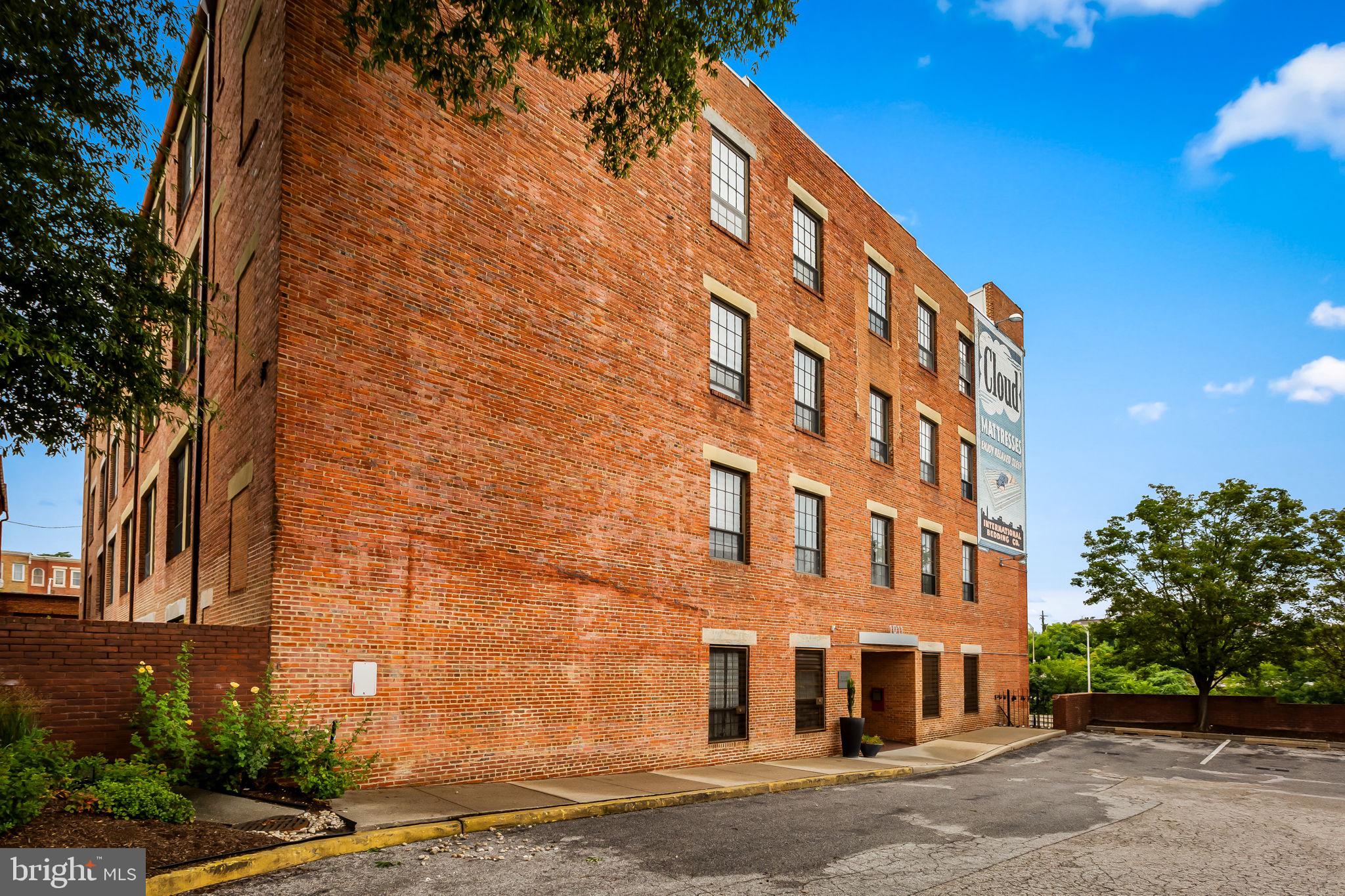 1011 Hunter Street, Unit A4 Baltimore, MD 21202 - Photo 5 of 34 a view of a building