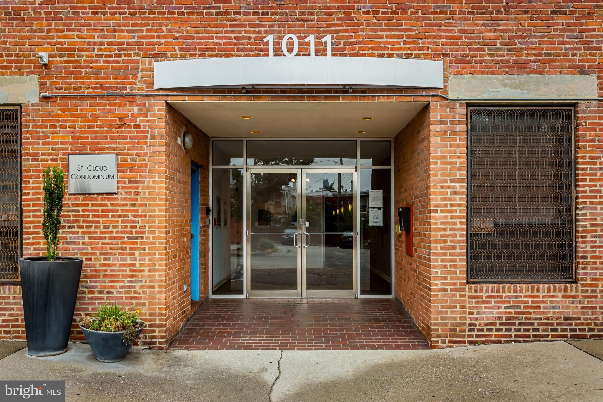 1011 Hunter Street, Unit A4 Baltimore, MD 21202 - Photo 6 of 34 a view of entrance