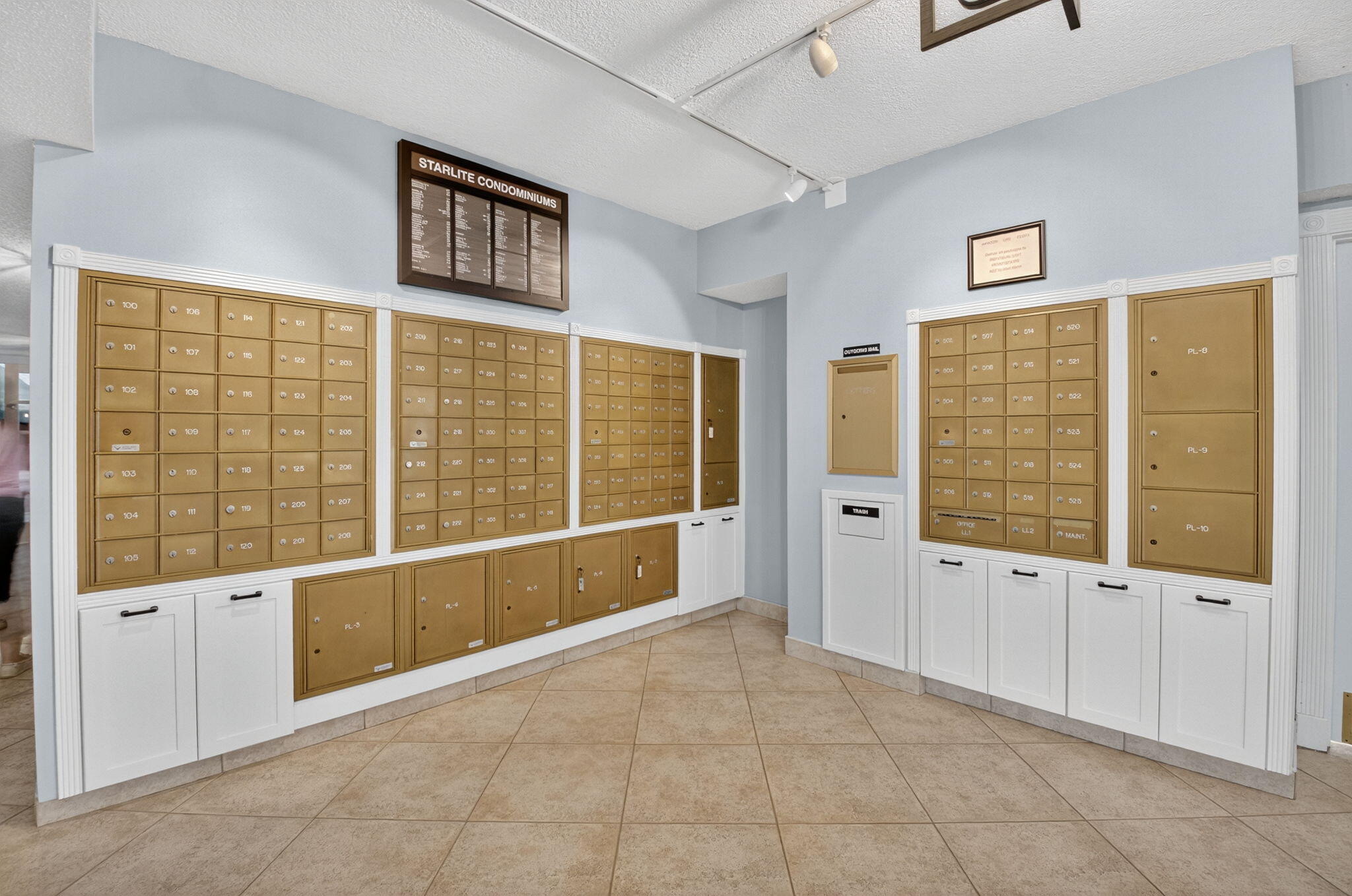 555 Northwest 4th Avenue, Unit 4230 Boca Raton, FL 33432 - Photo 30 of 38 a view of an empty room with a window and cabinet area