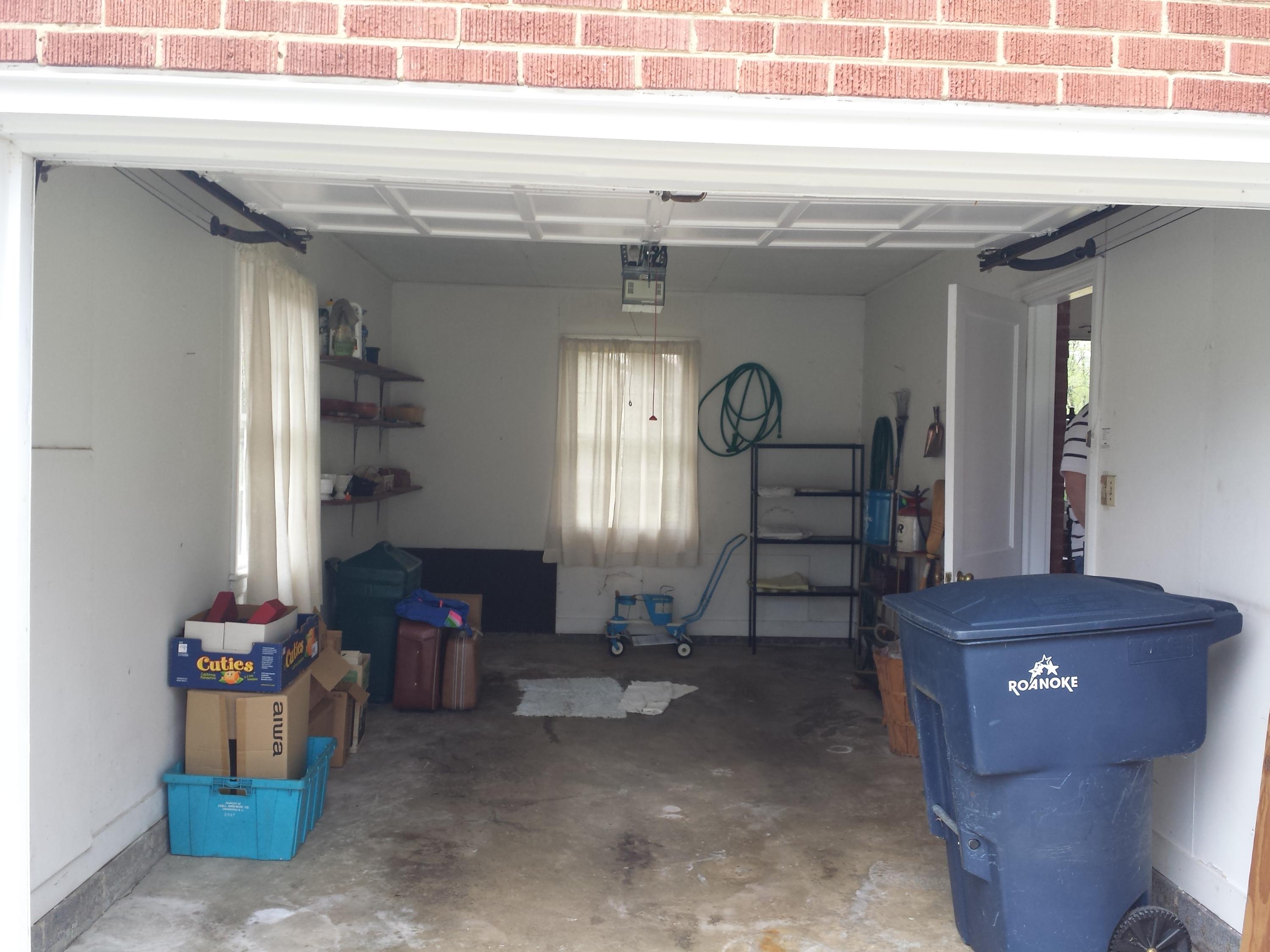 2033 Darlington Road Southwest Roanoke, VA 24018 - Photo 13 of 26 20150408_171324