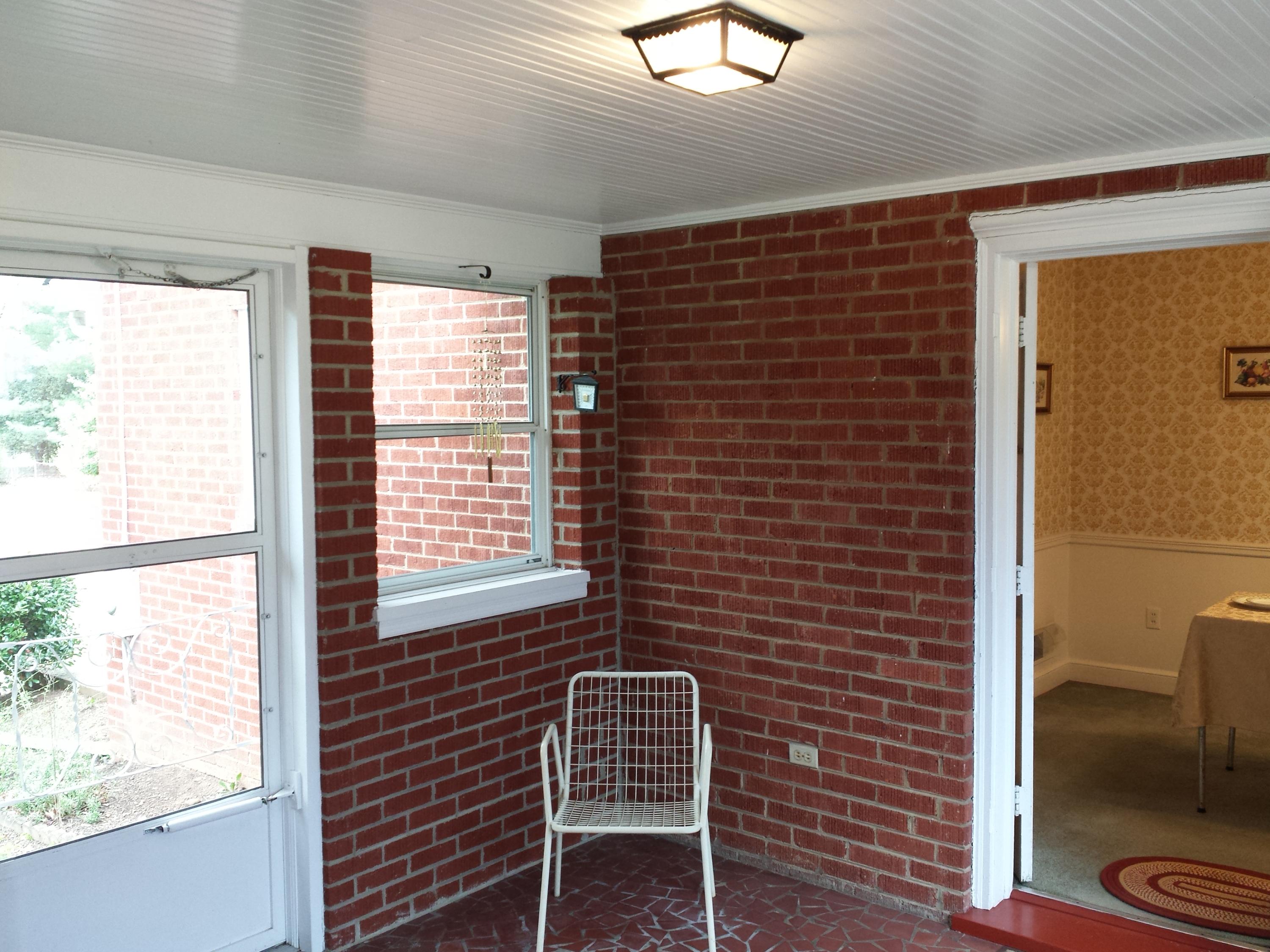 2033 Darlington Road Southwest Roanoke, VA 24018 - Photo 14 of 26 20150408_171402