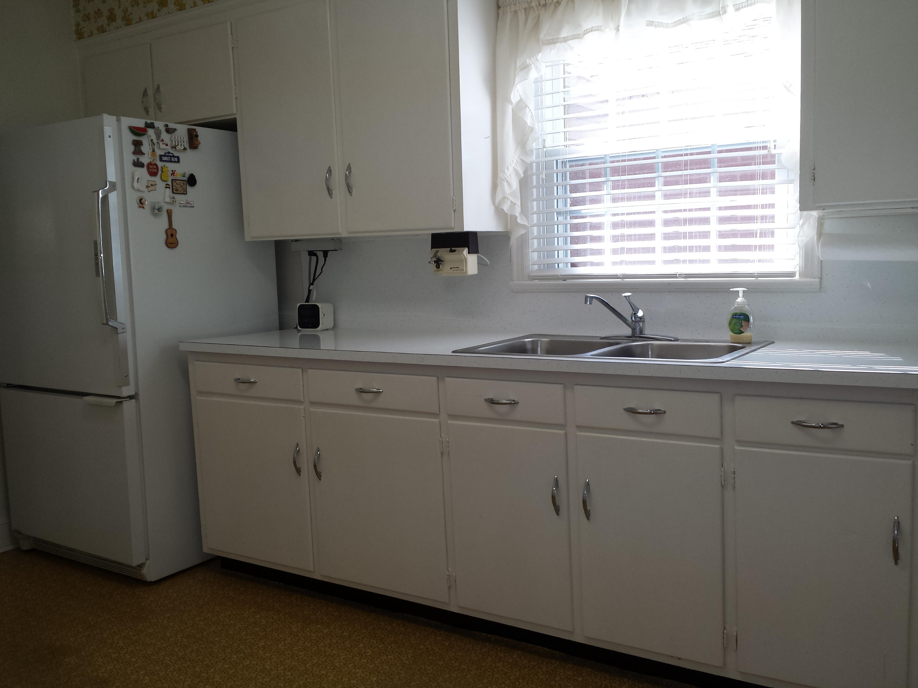 2033 Darlington Road Southwest Roanoke, VA 24018 - Photo 21 of 26 20150622_092848
