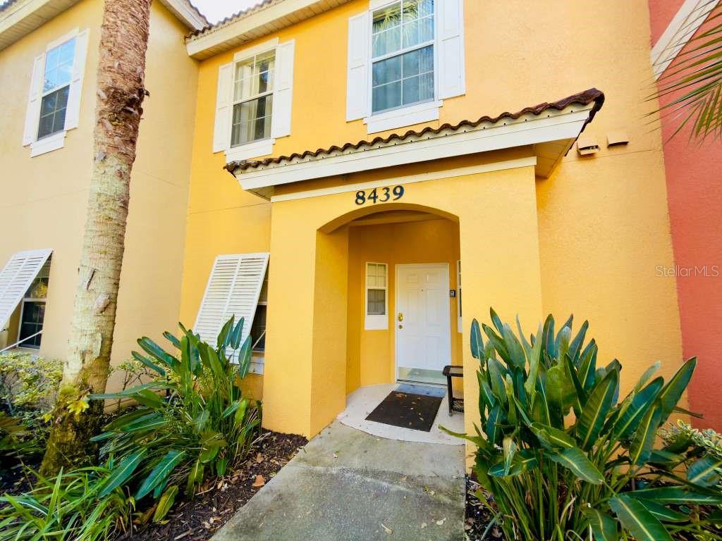 8439 Crystal Cove Loop Kissimmee, FL 34747 - Photo 2 of 34
