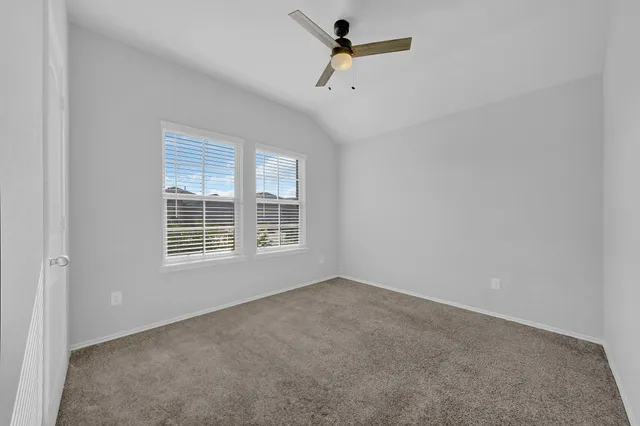 $1,950 | 18271 Woodpecker Trail, New Caney, TX 77357