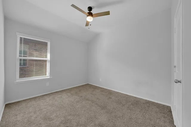 $1,950 | 18271 Woodpecker Trail, New Caney, TX 77357