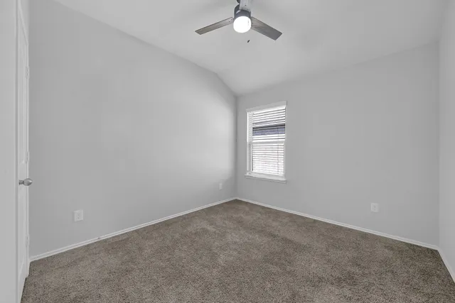 $1,950 | 18271 Woodpecker Trail, New Caney, TX 77357