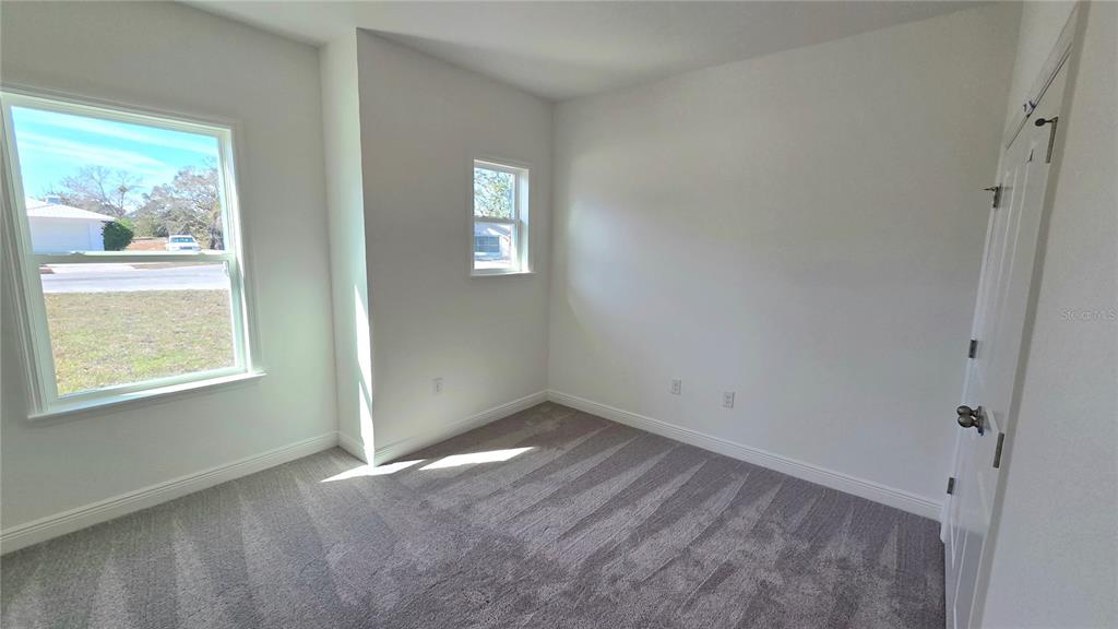 9427 Lakeview Court Spring Hill, FL 34608 - Photo 15 of 41