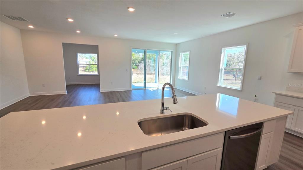 9427 Lakeview Court Spring Hill, FL 34608 - Photo 5 of 41