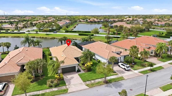 $565,000 | 19369 Jacinda Street, Venice, FL 34293