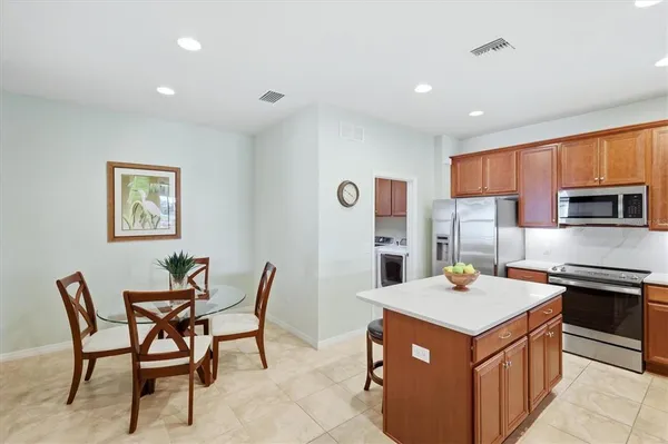 $565,000 | 19369 Jacinda Street, Venice, FL 34293
