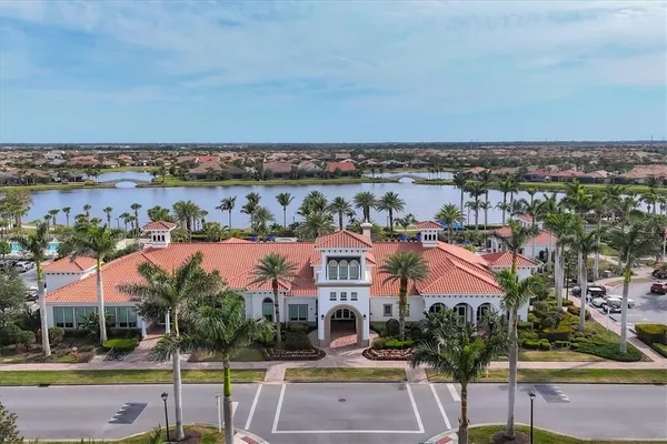 $565,000 | 19369 Jacinda Street, Venice, FL 34293