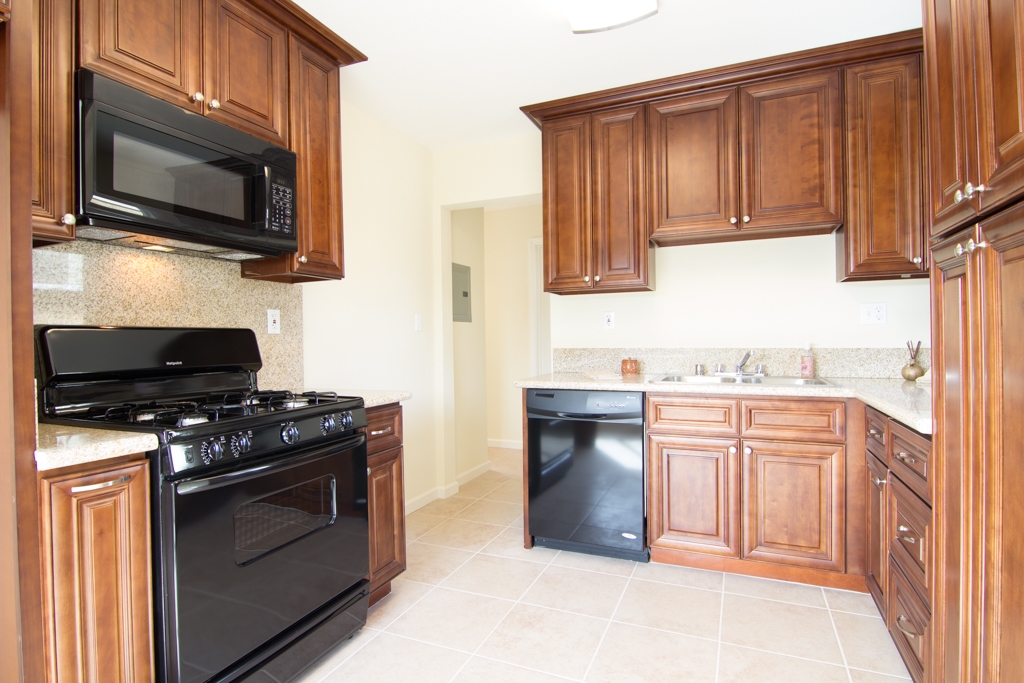 553 Ammunition Road Fallbrook, CA 92028 - Photo 3 of 25