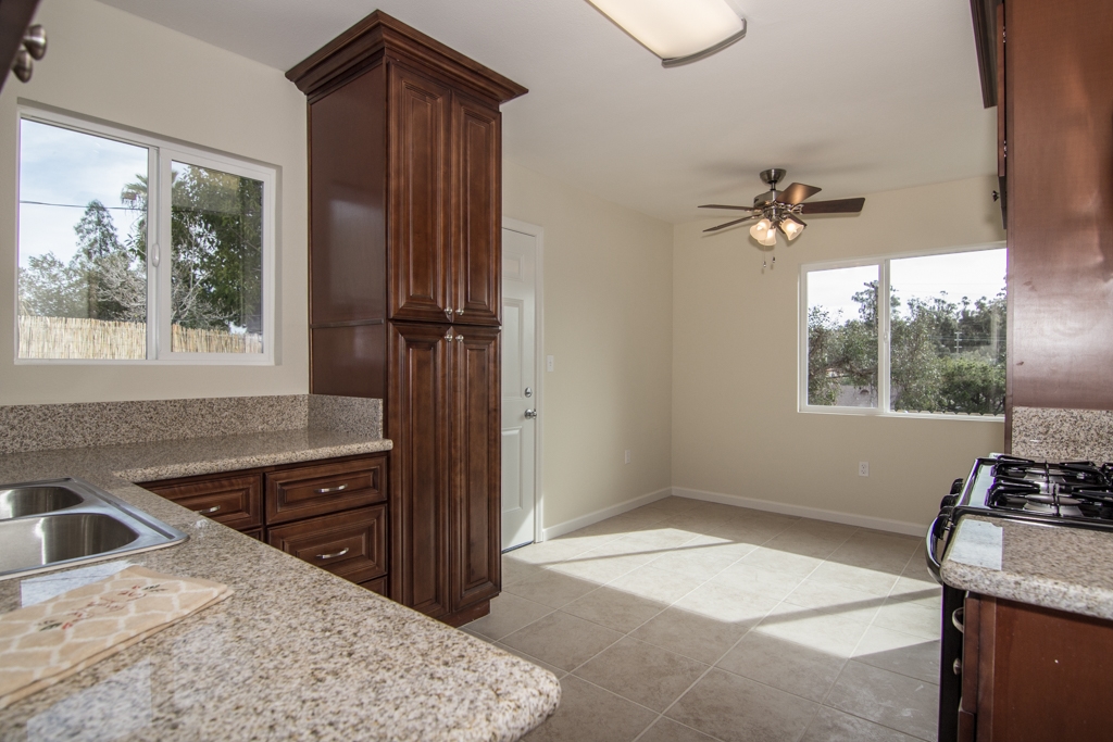 553 Ammunition Road Fallbrook, CA 92028 - Photo 5 of 25