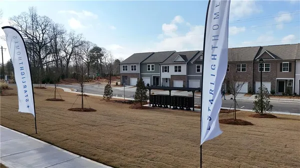 $305,000 | 2099 Emerson Drive, Auburn, GA 30011