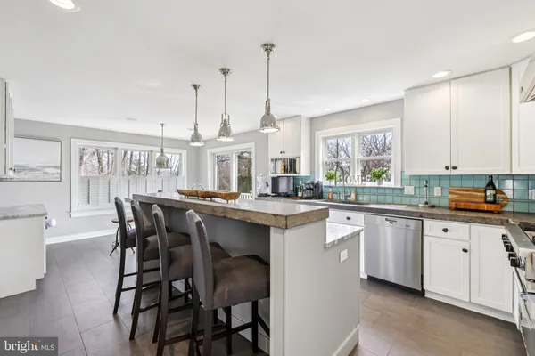 $899,999 | 2941 Southaven Drive, Annapolis, MD 21401