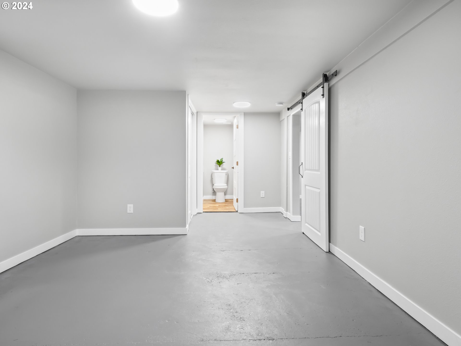 1903 14th Street Oregon City, OR 97045 - Photo 26 of 34 a view of an empty room