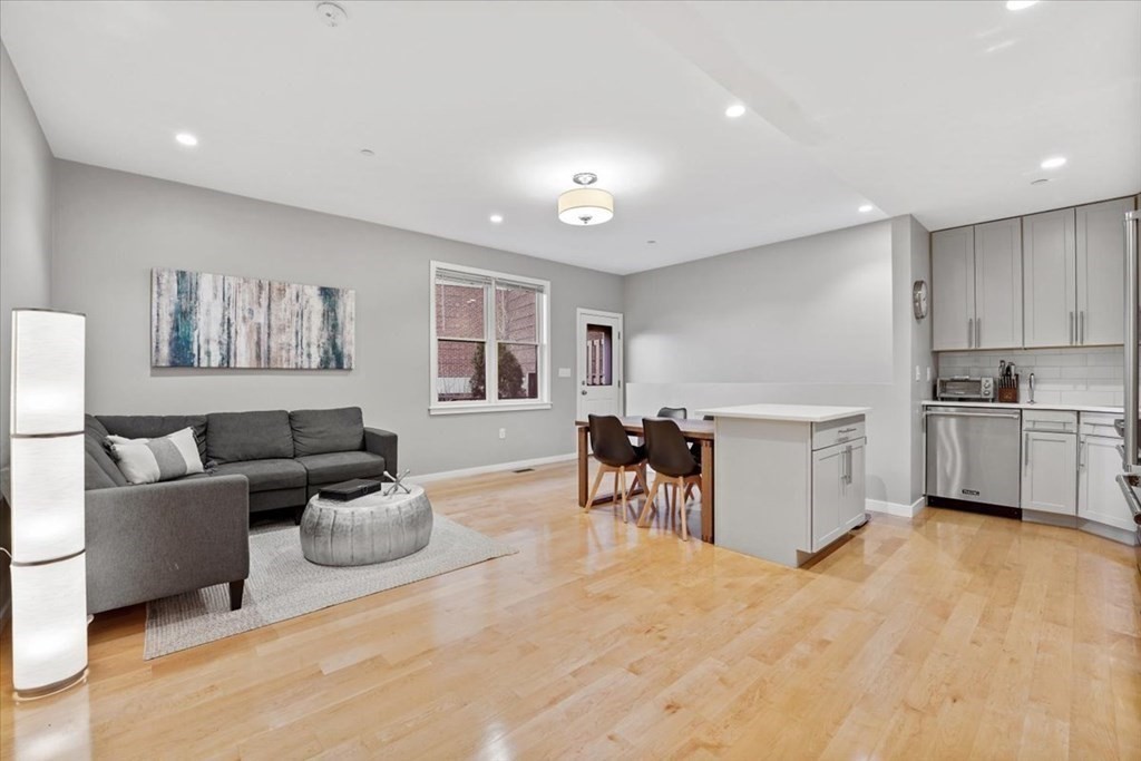 246 Boston Street, Unit 1 Boston, MA 02125 - Photo 7 of 18