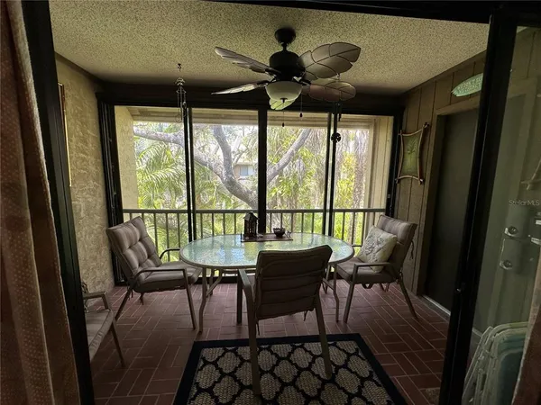 $1,895 | 1647 Brookhouse Court, Unit 246, Sarasota, FL 34231