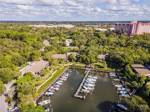 $1,895 | 1647 Brookhouse Court, Unit 246, Sarasota, FL 34231