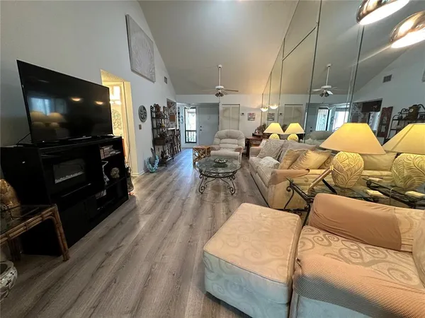 $1,895 | 1647 Brookhouse Court, Unit 246, Sarasota, FL 34231