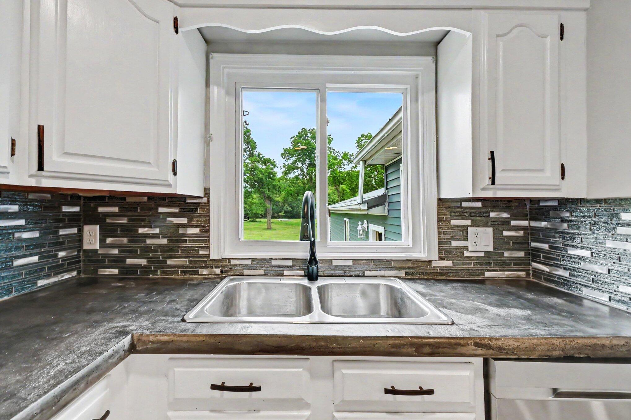 10290 Thorne Road Horton, MI 49246 - Photo 10 of 41 011_file_5717