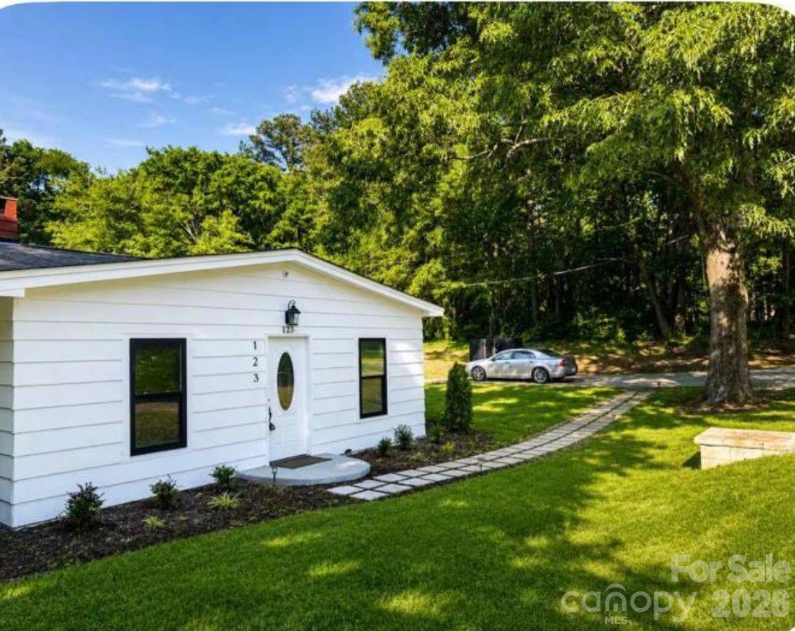 123 Riverside Drive Mount Holly, NC 28120 - Photo 1 of 18