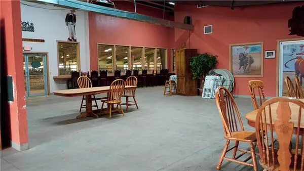 $2,495,000 | 312 East 233rd Street, Cleveland, MO 64734