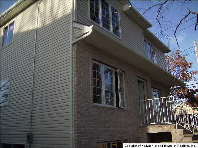 291 Rudyard Street Staten Island, NY 10306 - Photo 3 of 5