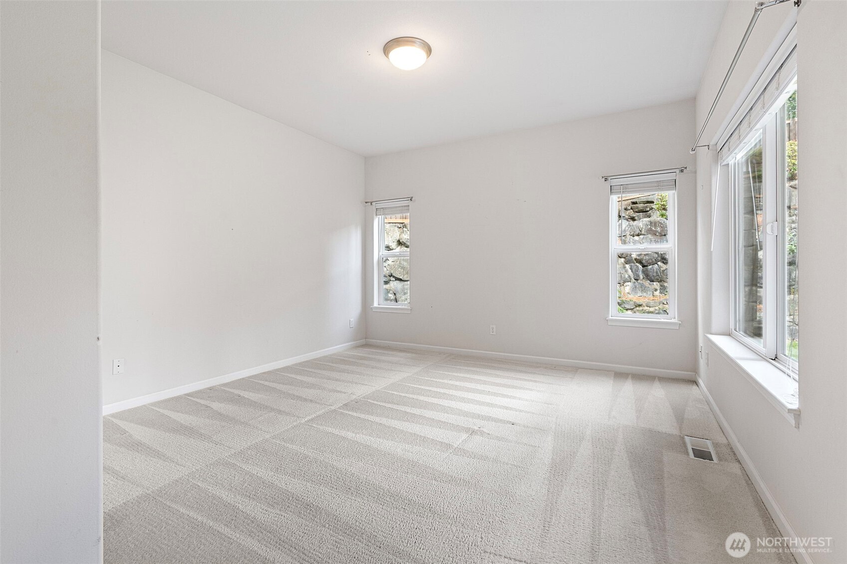 5845 54th Street West, Unit 57 University Place, WA 98467 - Photo 16 of 37