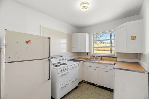 $350,000 | 25 Tilt Hammer Circle, Verona, VA 24482