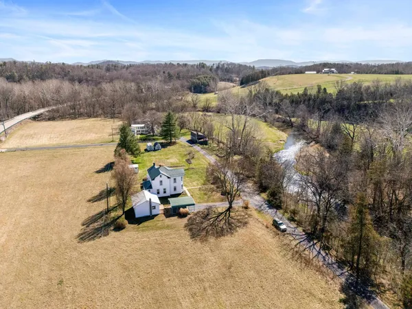 $350,000 | 25 Tilt Hammer Circle, Verona, VA 24482